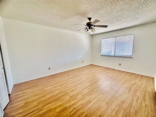 2128 Cay Court, Irving, TX 75060