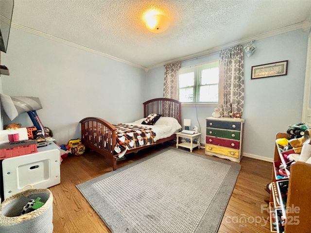 387 Oak Street Extension, Forest City, NC 28043