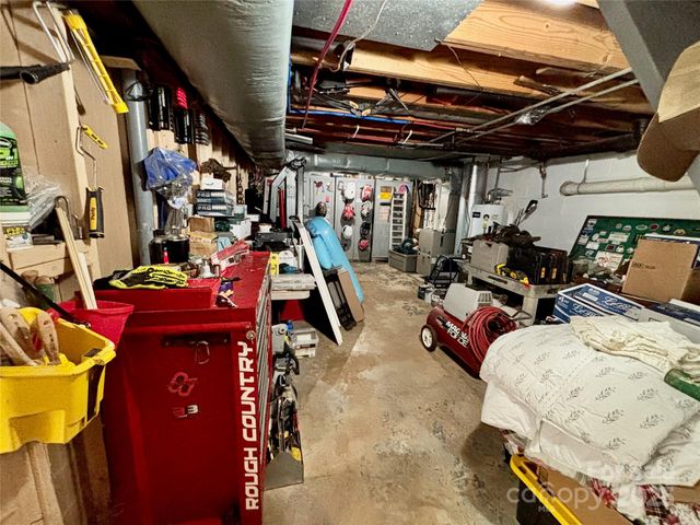387 Oak Street Extension, Forest City, NC 28043