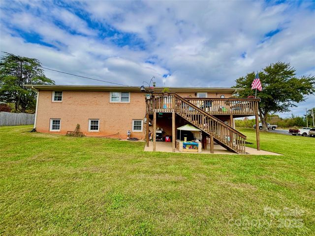 387 Oak Street Extension, Forest City, NC 28043