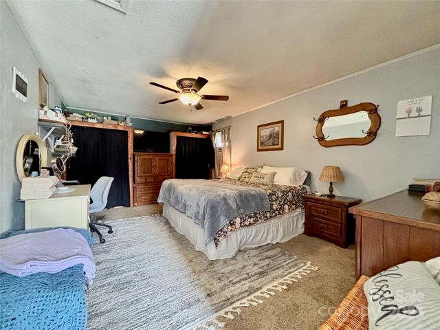 387 Oak Street Extension, Forest City, NC 28043
