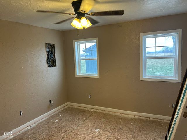 1559 S 500 W, Anderson, IN 46011