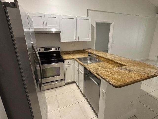 811 Lyons Road 20203, Coconut Creek, FL 33063