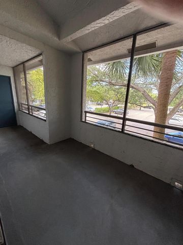 811 Lyons Road 20203, Coconut Creek, FL 33063