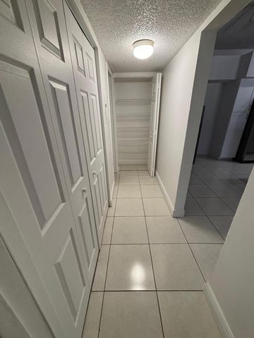 811 Lyons Road 20203, Coconut Creek, FL 33063