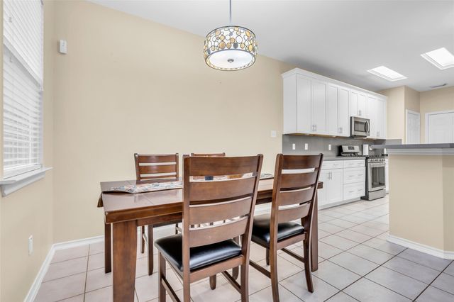 62 S Camellia Grove Circle, The Woodlands, TX 77382