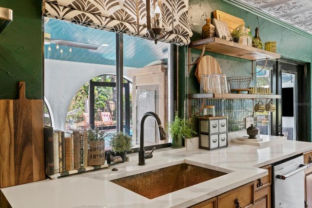 7915 FLOWERFIELD DRIVE, Tampa, FL 33615