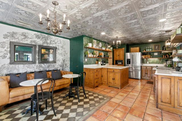 7915 FLOWERFIELD DRIVE, Tampa, FL 33615