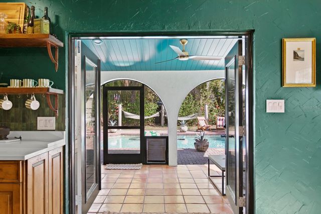 7915 FLOWERFIELD DRIVE, Tampa, FL 33615