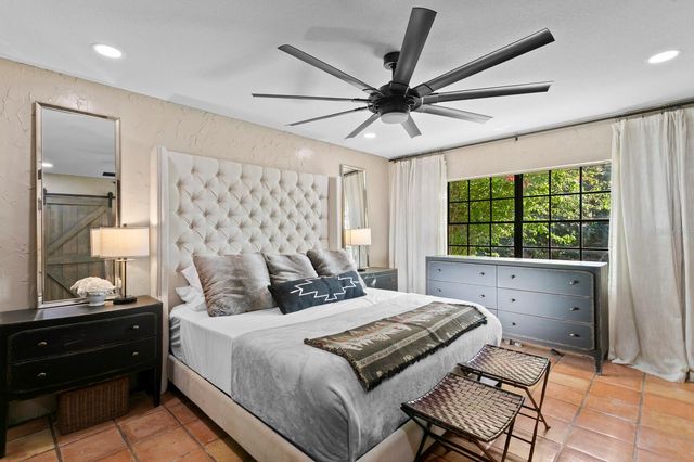 7915 FLOWERFIELD DRIVE, Tampa, FL 33615