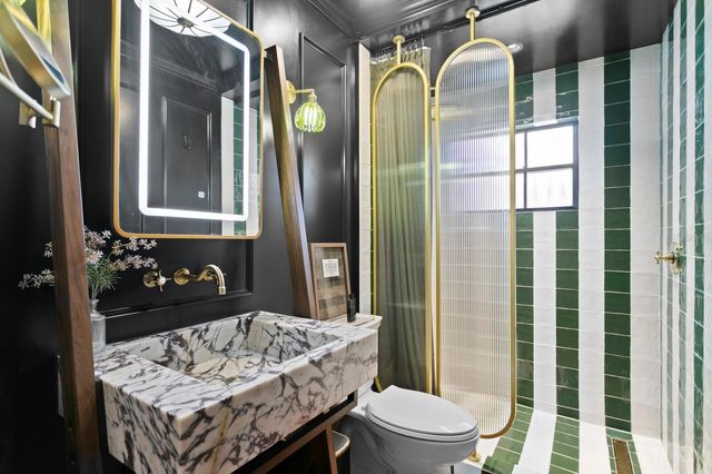 7915 FLOWERFIELD DRIVE, Tampa, FL 33615