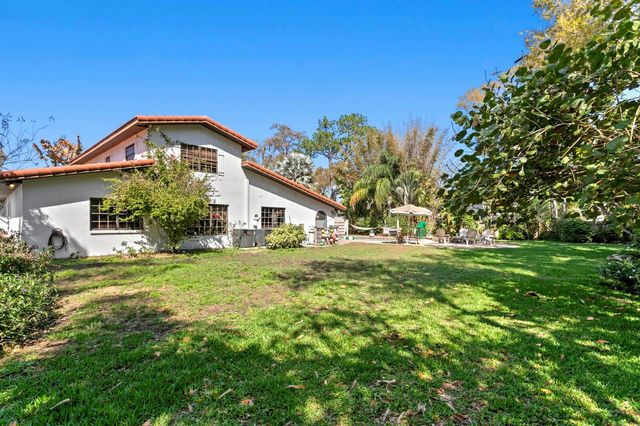 7915 FLOWERFIELD DRIVE, Tampa, FL 33615