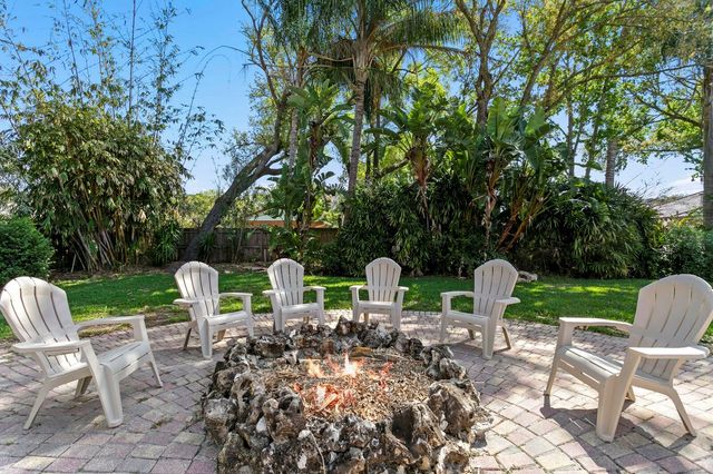 7915 FLOWERFIELD DRIVE, Tampa, FL 33615