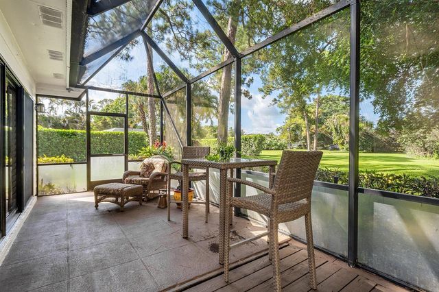 6403 Eastpointe Pines Street, Palm Beach Gardens, FL 33418