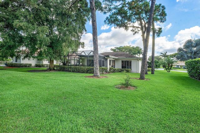 6403 Eastpointe Pines Street, Palm Beach Gardens, FL 33418