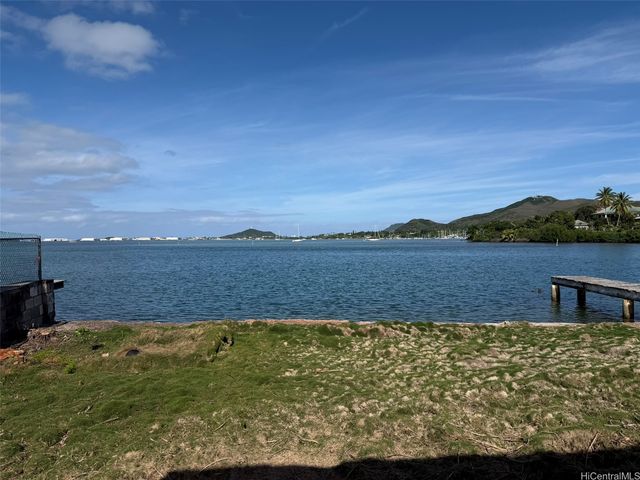 44-227 Mikiola Drive, Kaneohe, HI 96744