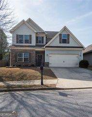 4636 SWEETWATER Drive, Gainesville, GA 30504