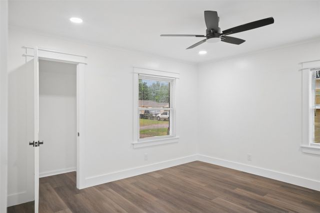 2542 E Newton Place North, Tulsa, OK 74110