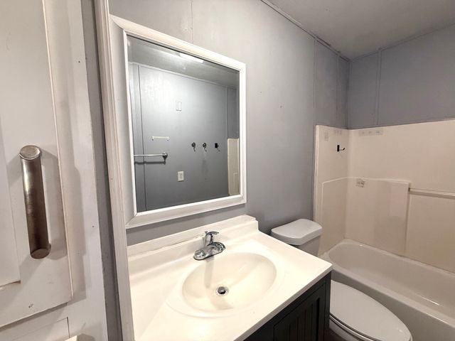 122 Gateway Street, Wills Point, TX 75169
