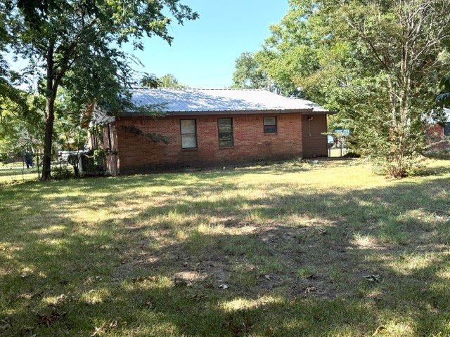 122 Gateway Street, Wills Point, TX 75169