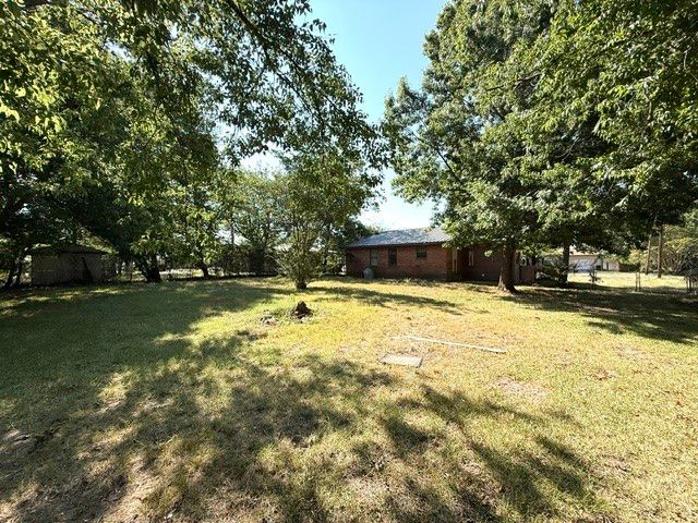 122 Gateway Street, Wills Point, TX 75169