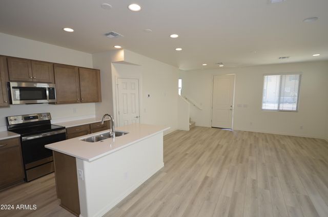1306 W Sparrow Drive, Queen Creek, AZ 85140