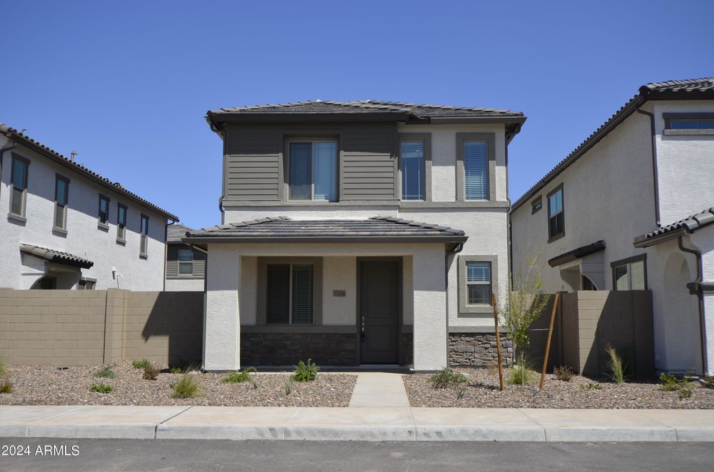 1306 W Sparrow Drive, Queen Creek, AZ 85140
