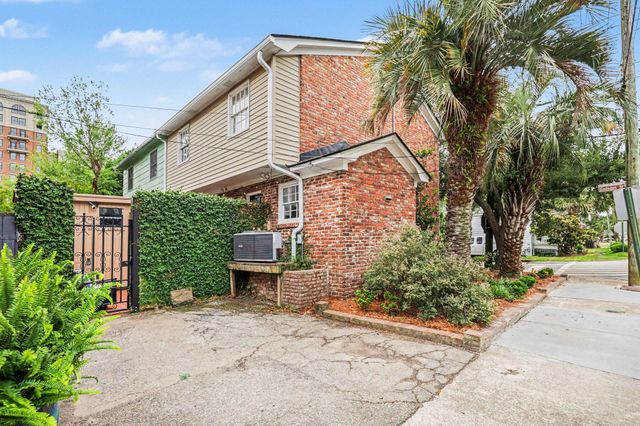 2 Gadsden Street D, Charleston, SC 29401