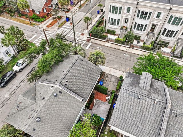 2 Gadsden Street D, Charleston, SC 29401