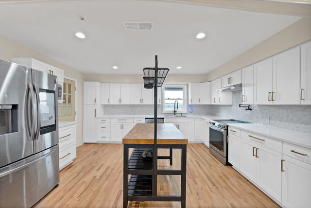 452 E Pecan Tree Road, Waxahachie, TX 75165