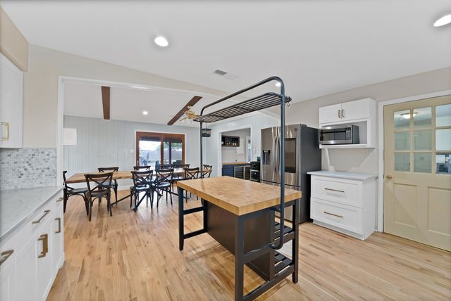 452 E Pecan Tree Road, Waxahachie, TX 75165