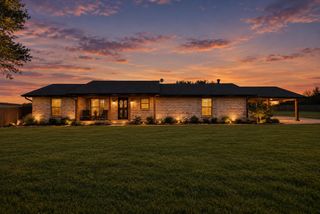 452 E Pecan Tree Road, Waxahachie, TX 75165