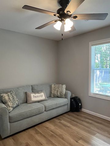 206 Formon Drive, Paragould, AR 72450