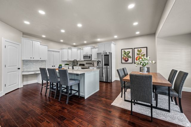 1282 S RIVER VIEW DR, Spanish Fork, UT 84660