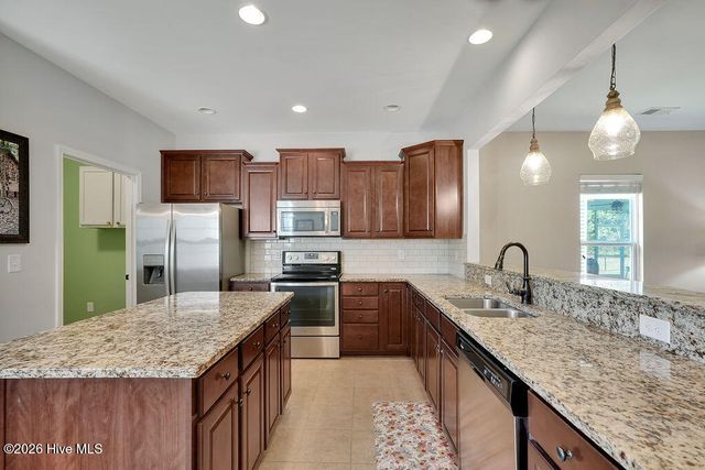 5033 Ballast Road, Southport, NC 28461