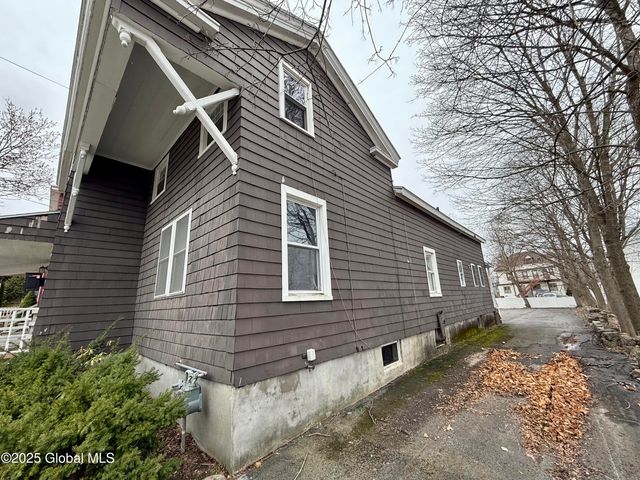 41 S Perry Street, Johnstown, NY 12095