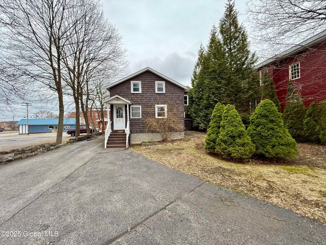 41 S Perry Street, Johnstown, NY 12095