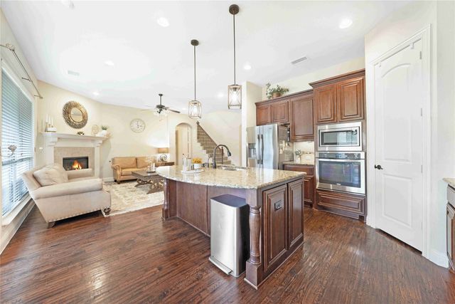 2409 Kemerton Dr, Plano, TX 75025