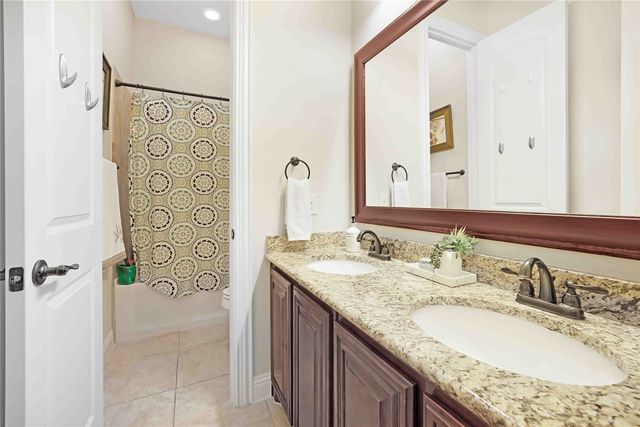 2409 Kemerton Dr, Plano, TX 75025