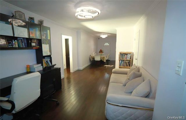 71-38 147th Street 27A, Kew Garden Hills, NY 11367