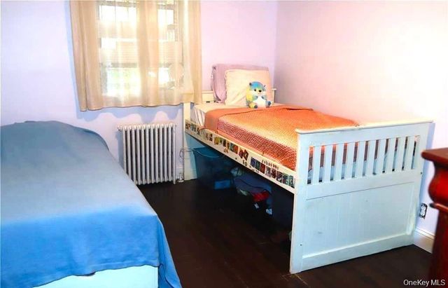 71-38 147th Street 27A, Kew Garden Hills, NY 11367