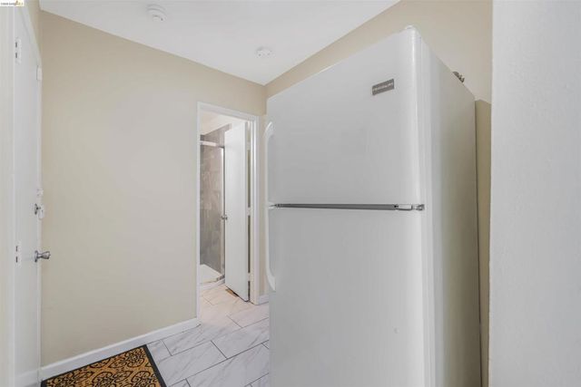 6007 San Pablo Ave, Oakland, CA 94608