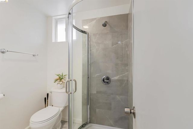 6007 San Pablo Ave, Oakland, CA 94608
