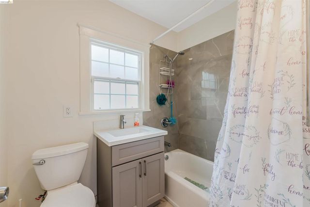6007 San Pablo Ave, Oakland, CA 94608