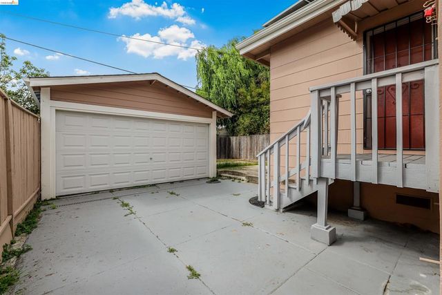 6007 San Pablo Ave, Oakland, CA 94608