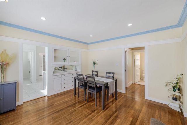 6007 San Pablo Ave, Oakland, CA 94608