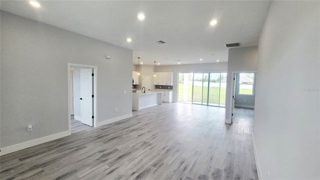 685 MARION OAKS LANE, Ocala, FL 34473
