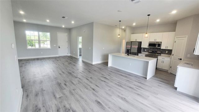 685 MARION OAKS LANE, Ocala, FL 34473