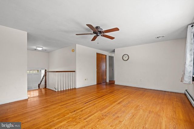 258 S WALL ST, Spring City, PA 19475