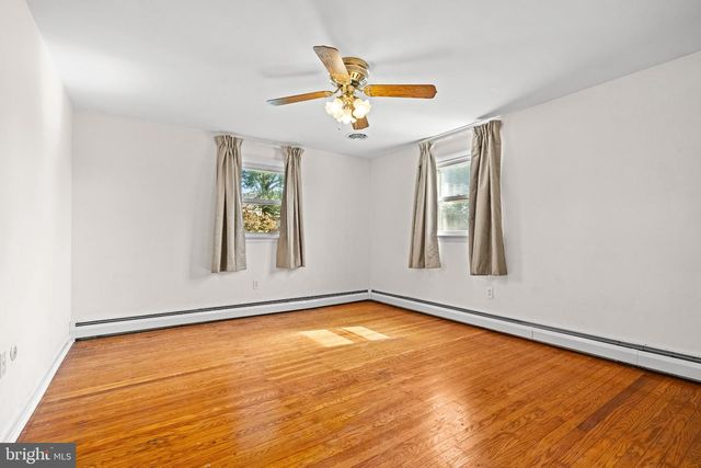 258 S WALL ST, Spring City, PA 19475